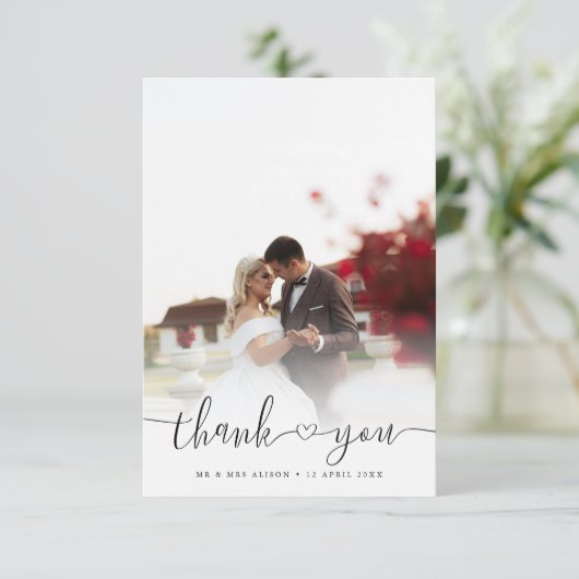 シンプルエレガントChic Script Newlywedsの結婚写真 サンキューカード (スタンド正面)
