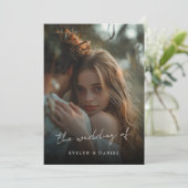 シンプルエレガントScriptのモダン結婚写真オーバーレイ 招待状 (スタンド正面)