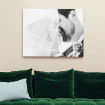 シンプルカスタムFamily Photo Canvas Print キャンバスプリント<br><div class="desc">このエレガントキャンバス印刷はカスタムクラシック内の文字ファミリー名を特徴としモダン、あなたの家族が確立された年の詳細。あなたのお気に入りの家族の写真が背景に満ちている。この新婚カップルと家族の休暇のための素晴らしい贈り物を作る。</div>