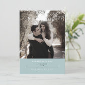 シンプルカップル写真ウィンターアイスブルーコンテンポラリー 招待状 (スタンド正面)