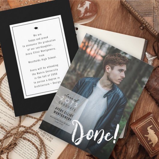 シンプルカラーボックスのミニマル写真卒業 案内状