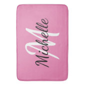 シンプルガーリーモダンPink Monogramイニシャル+名前 バスマット (正面縦)
