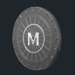 シンプルクラシックモノグラムグレー ダーツボード<br><div class="desc">ダーツモダンボードと白のシンプルクラシックブロックタイポグラフィイニシャルと灰色モノグラムメダリオン。モノグラムイニシャルでパーソナライズすカスタマイズる。メニューを使用して背景色またはタイポグラフィを変更する。</div>