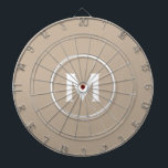 シンプルクラシックモノグラム ダーツボード<br><div class="desc">ダーツモダンボードとシンプルクラシックブロックタイポグラフィイニシャルとベージュの背景に白で名前モノグラム。モノグラムイニシャルでパーソナライズすカスタマイズる。メニューを使用して背景色またはタイポグラフィを変更する。</div>