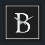 シンプルクラシックモノグラム |白い文字 スクエア壁時計<br><div class="desc">上品ミニマルで</div>