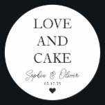 シンプルクラシックラブケーキハート結婚式の引き出物 ラウンドシール<br><div class="desc">Aクラシック Black Thank You's Sticker結婚 feat "Love and Cake"をクラシックのフォントにモダンエレガント。名前パーソナライズされたとデートで簡単に結婚出来る。</div>