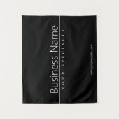 シンプルクラシーホワイト文字オンブラック タペストリー (正面)