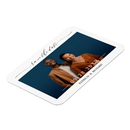 シンプルシックなスクリプトウェディング日付の写真を保存 マグネット (左側)