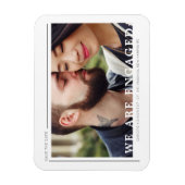 シンプルシックトレンディータイポグラフィスクリプトフォトカップル マグネット (縦)