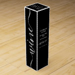 シンプルスクリプト – 白黒 ワインギフトボックス<br><div class="desc">シンプルScript - Black & White Wine Box By The Business Card Store.</div>