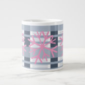 シンプルスノーフレーク手描きホワイトピンクプレイド ジャンボコーヒーマグカップ (正面)