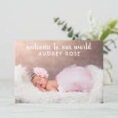 シンプルソフトミントグリーンフォトコラージュベビーガール 案内状 (スタンド正面)