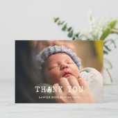 シンプルタイプライター赤ちゃんシャワーサンキューカード サンキューカード (スタンド正面)