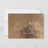 シンプルタイポグラフィがCreamyフェイクの金ゴールド。返事 出欠カード (裏面)