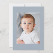 シンプルタイポグラフィほこりっぽい青い洗礼の招待 招待状 (裏面)