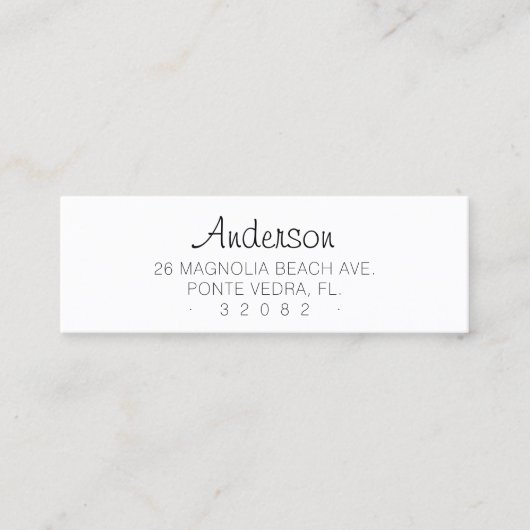 シンプルタイポグラフィアドレス04。スクリプトフォント。 スキニー名刺 (正面)