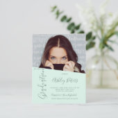 シンプルタイポグラフィミントグリーンフォカッコいいト卒業 招待状 (スタンド正面)