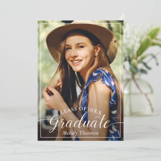 シンプルタイポグラフィモダン卒業パーティー写真 招待状 (スタンド正面)