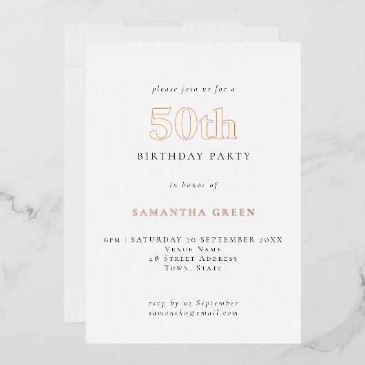 シンプルタイポグラフィ50番目の誕生日バラ金ゴールド 箔招待状 (封筒)