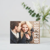 シンプルタイポグラフィ |写真はがきを保存する 案内ポストカード (スタンド正面)