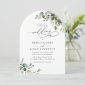 シンプルダスティブルーユーカリプトゥスグリーンリー結婚アーチズ 招待状 (スタンド正面)
