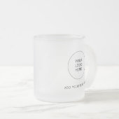 シンプルテンプレート会社ロゴの追加文字モダン フロストグラスマグカップ (正面右)