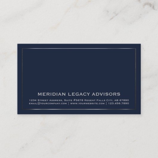 シンプルネイビエレガントーブルーとシルバー 名刺 (正面)