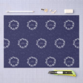 シンプルネイビーモダンブルークリスマスホリーリース 薄葉紙 (クラフト)