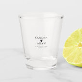 シンプルパーソナライズされたエレガント結婚式の引き出物 ショットグラス (正面)