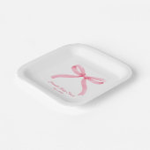 シンプルピンクボウガーリーベビーシャワー ペーパープレート (傾斜あり)