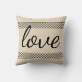 シンプルファームハウスラブベージュ クッション (裏面)