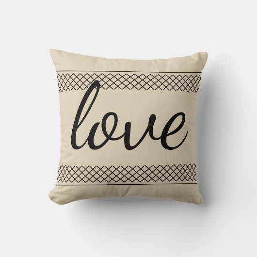 シンプルファームハウスラブベージュ クッション (正面)