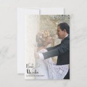 シンプルフォトオーバーレイモダンタイポグラフィ結婚の サンキューカード (正面)