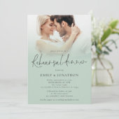 シンプルフォトオーバーレイ結婚のリハーサルディナーセージ 招待状 (スタンド正面)