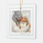 シンプルフォト初めてのクリスマス婚約した セラミックオーナメント (左)