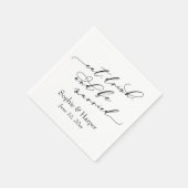 シンプルフォントドリンク食べとビー結婚したブ スタンダードカクテルナプキン (角)