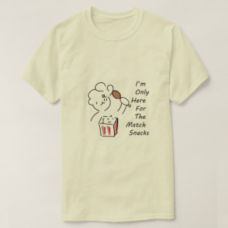 シンプルフットボールファンフーディー - 私はただここに...のためにいます Tシャツ