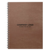 シンプルブラウンヴィンテージレザーブラックカスタム文字 ノートブック (正面)