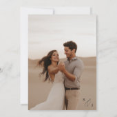 シンプルブラック&ホワイトオーバーレイ2フォト結婚ズ 招待状 (裏面)