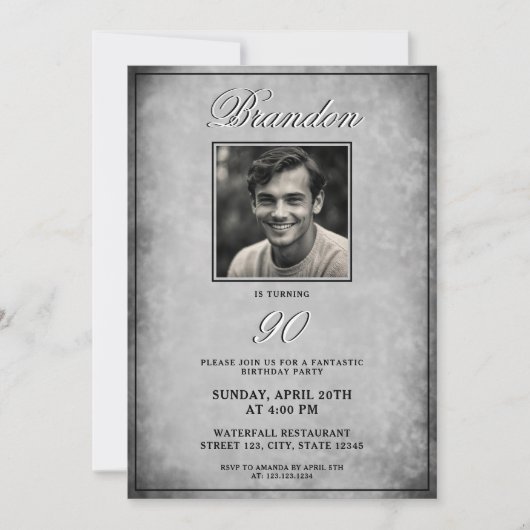 シンプルブラック&ホワイトヴィンテージ写真90誕生日 招待状 (正面)