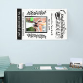 シンプルブラック&ホワイト卒業1枚フォト垂直 横断幕 (トレードショー)