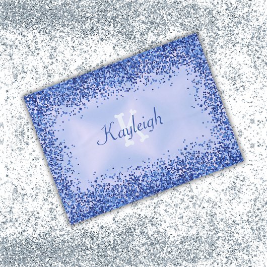 シンプルブルーブラシ仕上げ金属およびグリッターモノグラム | テーブルクロス