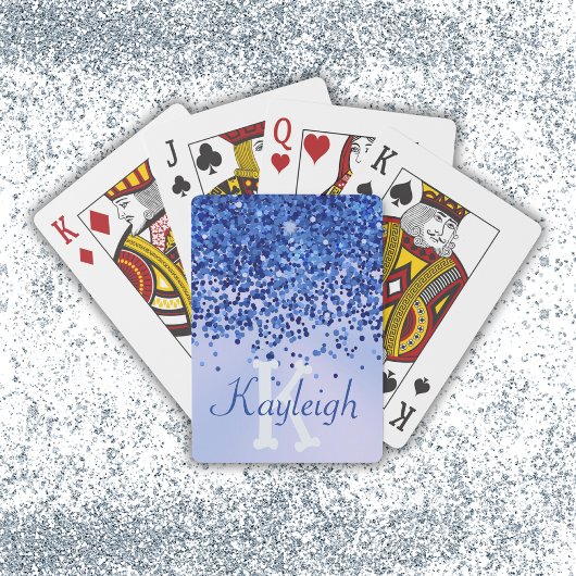 シンプルブルーブラシ仕上げ金属およびグリッターモノグラム | トランプ