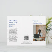 シンプルブルーモノグラムモダンパンフレット (スタンド正面)