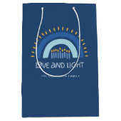 シンプルブルーレインボーキャンドルラブ&ライトハヌカー ミディアムペーパーバッグ (正面)