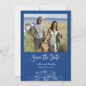 シンプルブルー白ワイルドフラワー写真QRコー結婚ド 招待状 (正面)