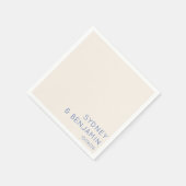 シンプルベージュ色モダンブルーミニマルカスタムウェディング スタンダードカクテルナプキン (角)