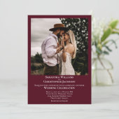 シンプルミニマモダンリストのBurgundy写真結婚の 招待状 (スタンド正面)