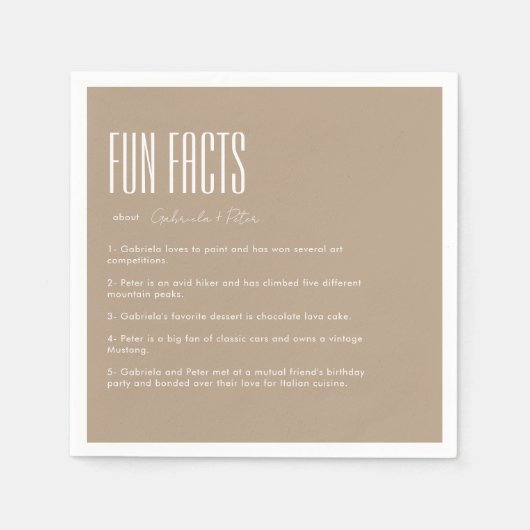 シンプルミニマルなベージュおもしろいファクト結婚ズ スタンダードカクテルナプキン (正面)