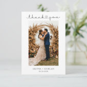 シンプルミニマルな脚本とハート結婚の写真 サンキューカード (スタンド正面)